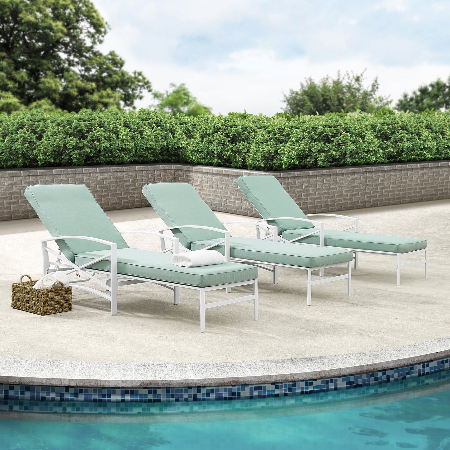 Kaplan Outdoor Metal Chaise Lounge Mist/White