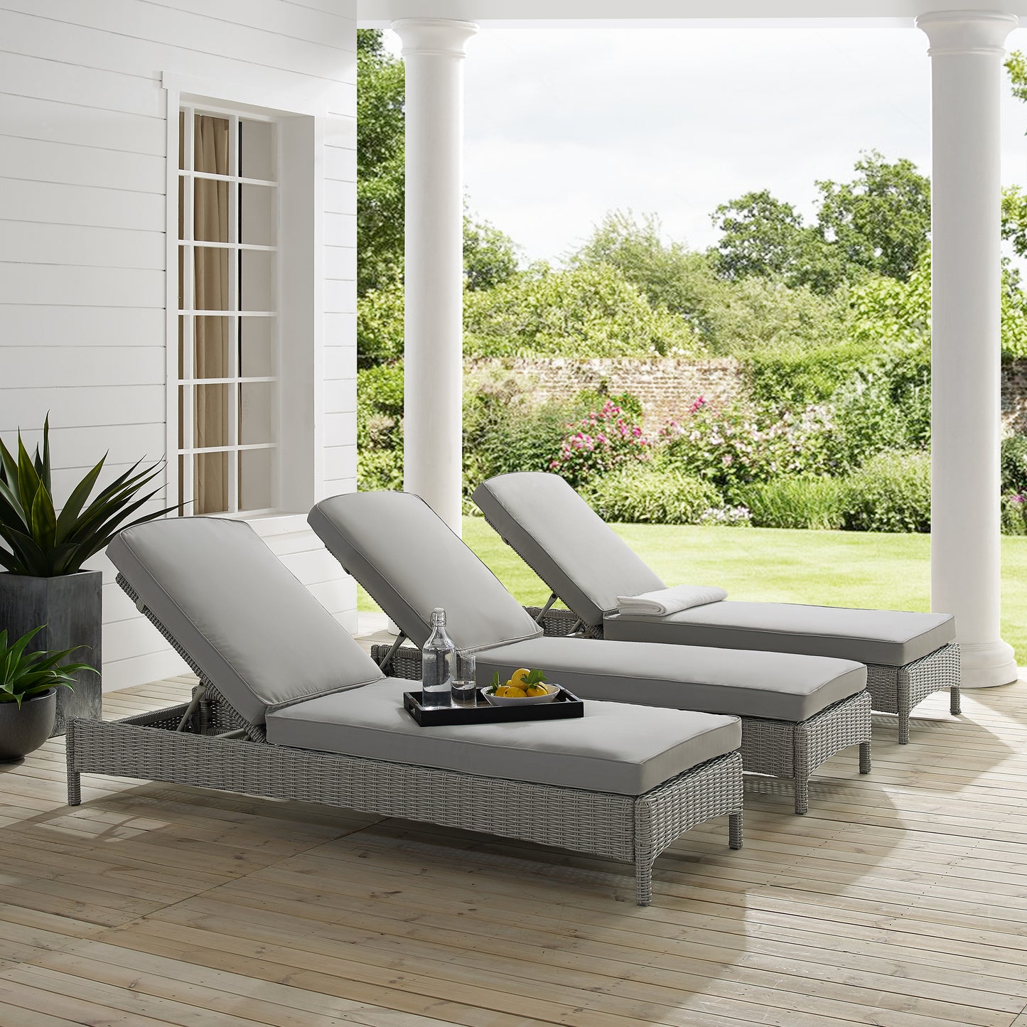 Bradenton Outdoor Wicker Chaise Lounge Gray/Gray