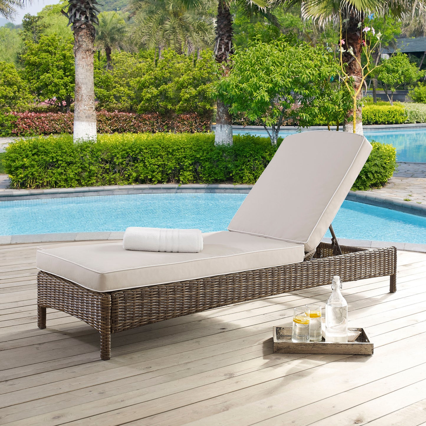 Bradenton Outdoor Wicker Chaise Lounge Sand/Weathered Brown